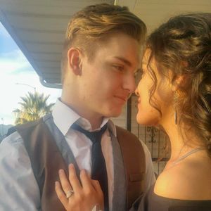 Meet your Posher, Dillon